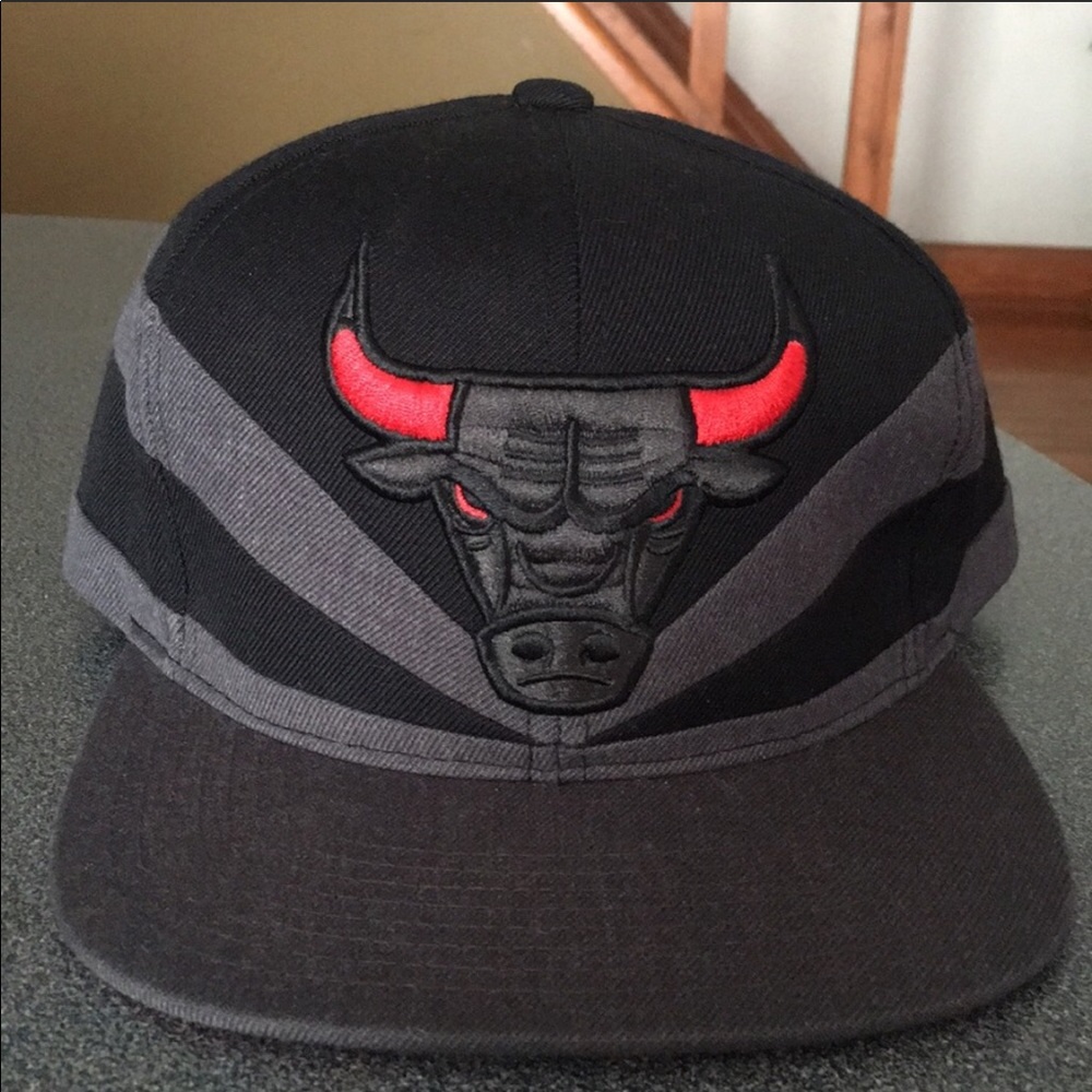 Chicag bulls m & n snap back
